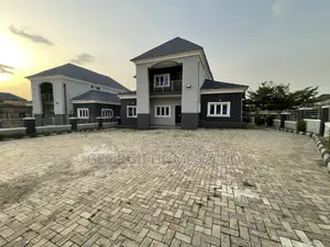4bdrm Duplex in Karsana for sale