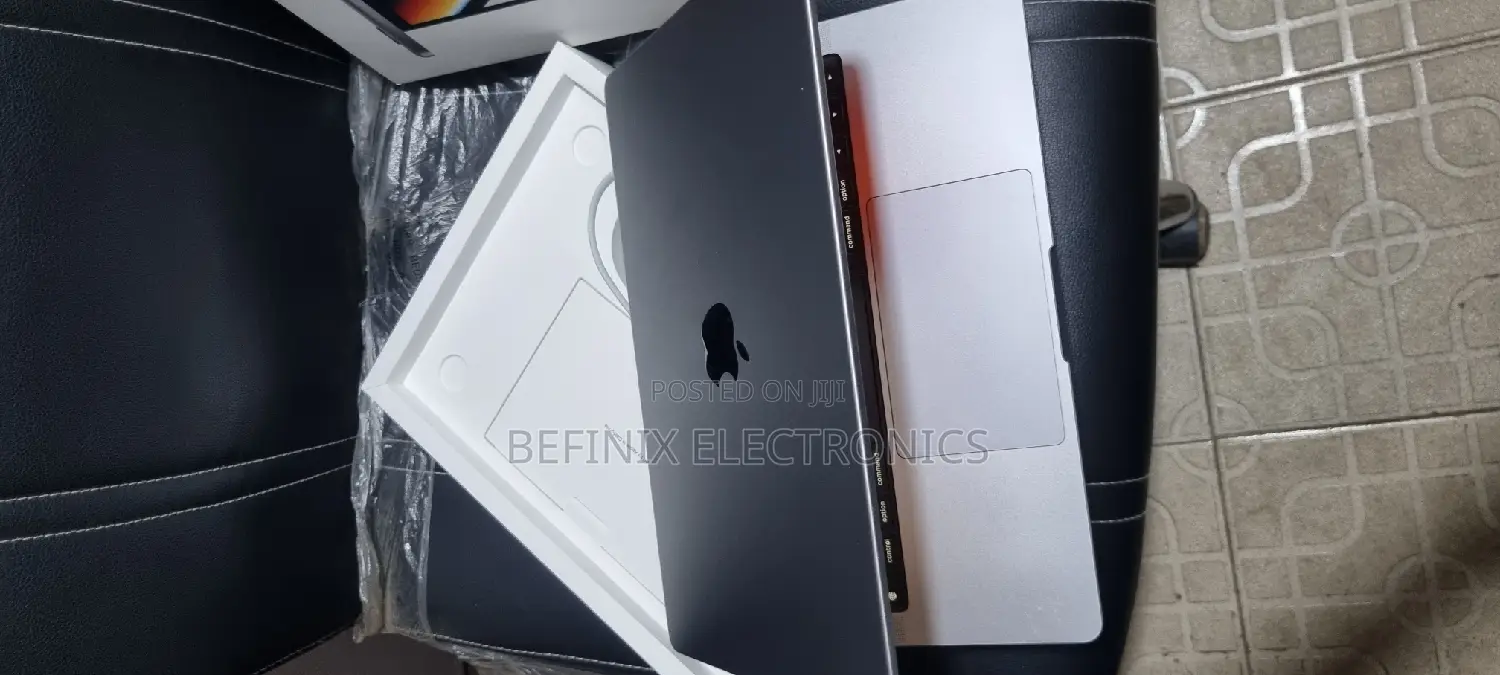 Laptop Apple MacBook Pro 2021 M1 16GB Apple M1 SSD 1T
