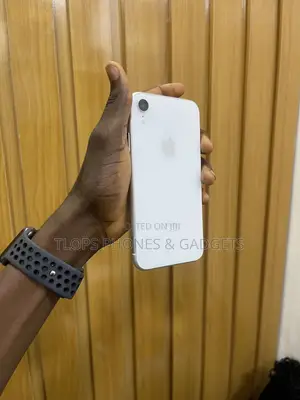 Photo - Apple iPhone XR 64 GB White