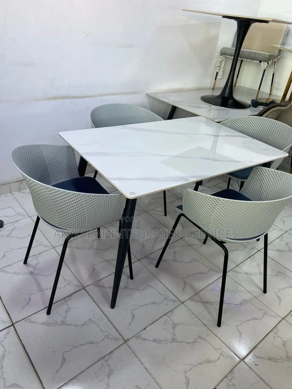 Executive Dining Set