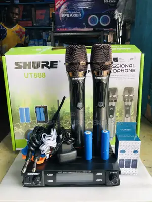 UT888 Wireless Microphone