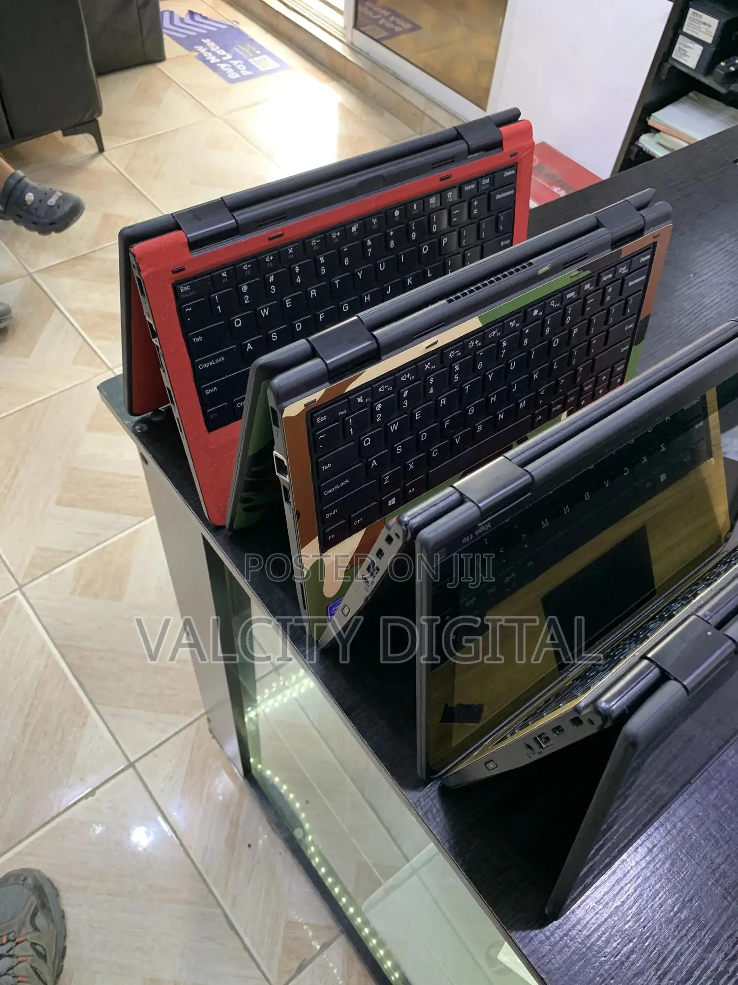Laptop Lenovo ThinkPad Yoga 8GB Intel Celeron SSD 128GB