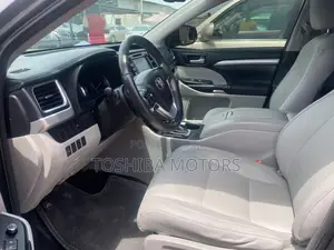 Toyota Highlander 2015 Gray