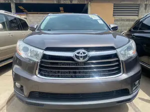 Toyota Highlander 2015 Gray