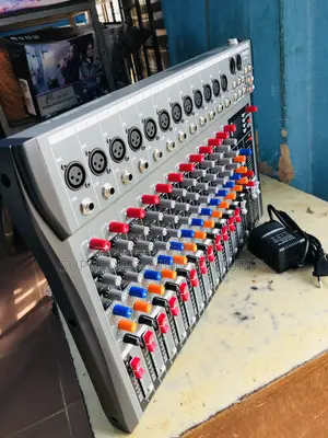 16channels Mixing Console