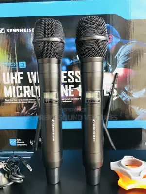 SH-9300 Wireless Microphone