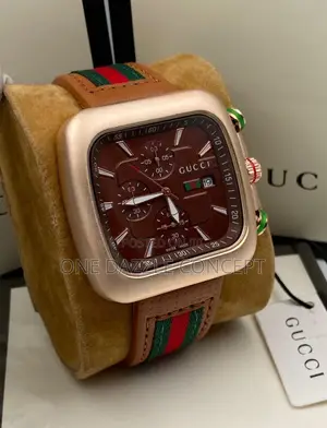 Gucci Leather Wrist Watch