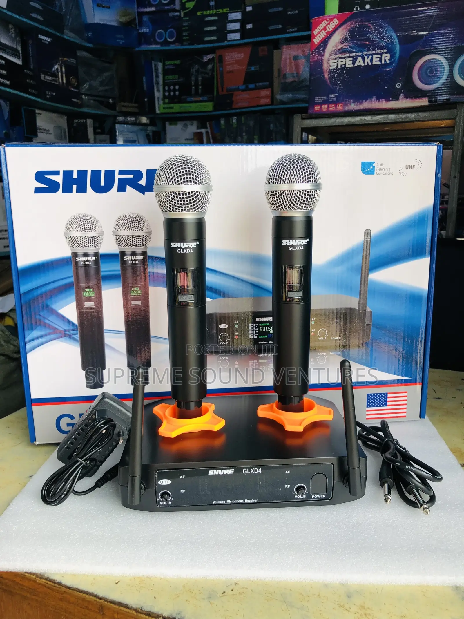 GLXD4 Wireless Microphone