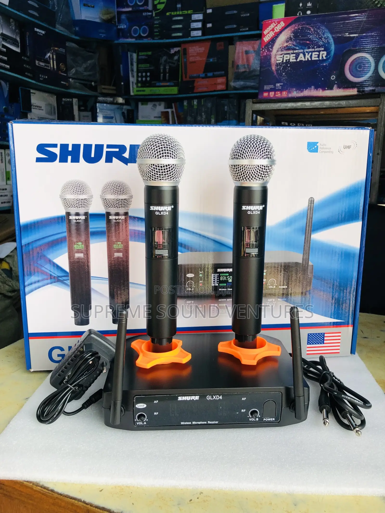 GLXD4 Wireless Microphone