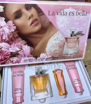La Vee Est Bella Gift Set for Her