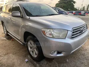 Toyota Highlander Sport 2010 Silver