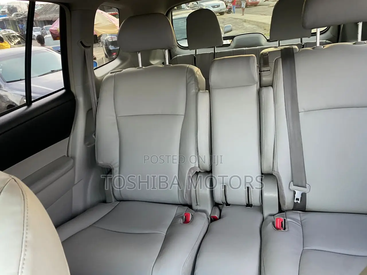 Toyota Camry 2011 Silver