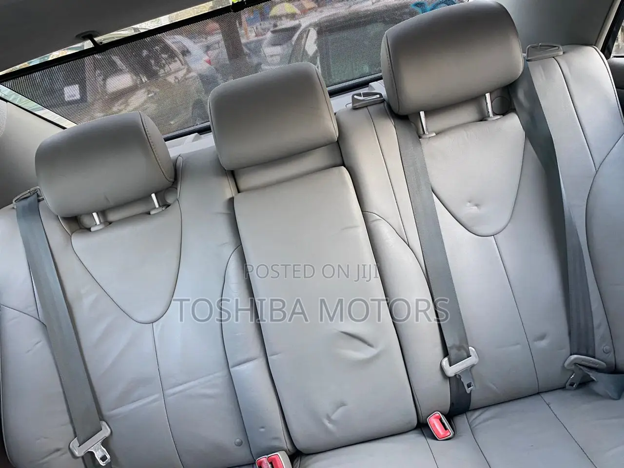 Toyota Camry 2011 Silver