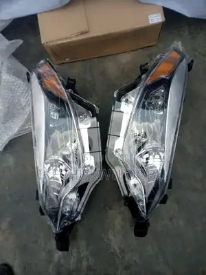 Headlamp Toyota Corolla 2015 Model
