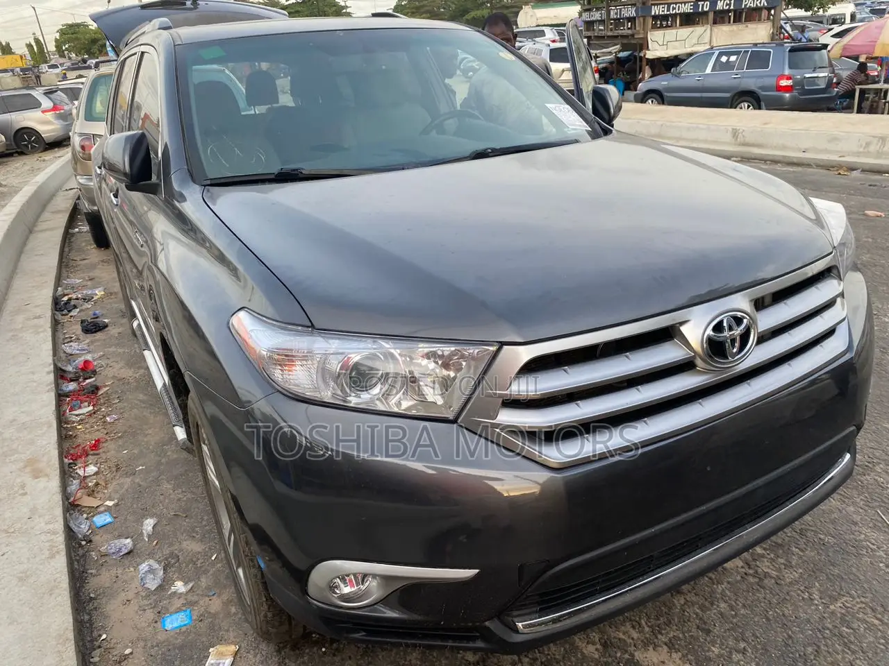 Toyota Highlander Limited 2012 Gray