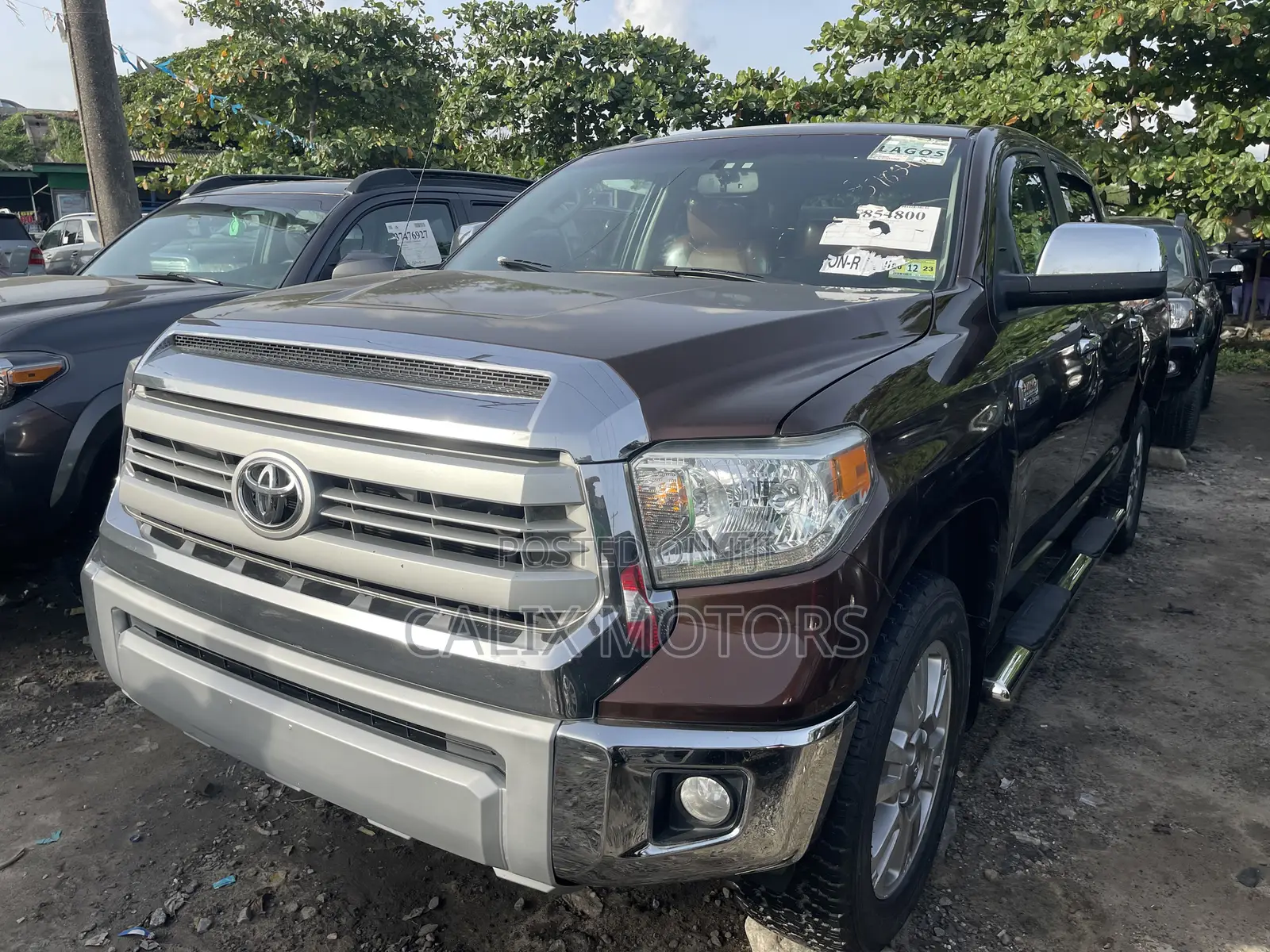 Toyota Tundra 2018 Brown