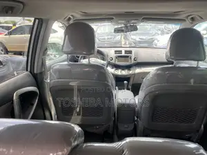 Toyota RAV4 3.5 Limited 2011 Silver
