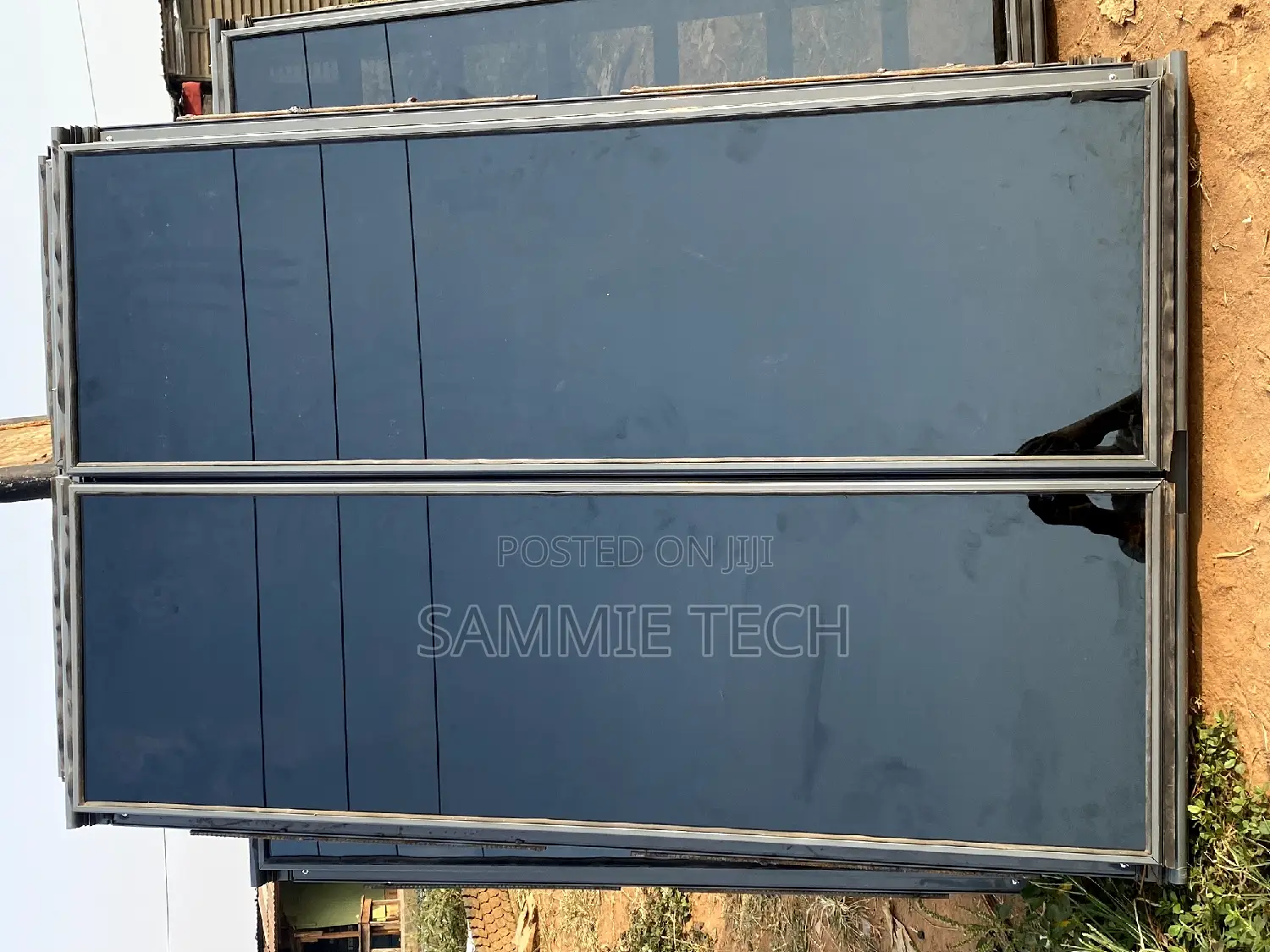 Frameless Window With Inner Bugularis and Inner Net