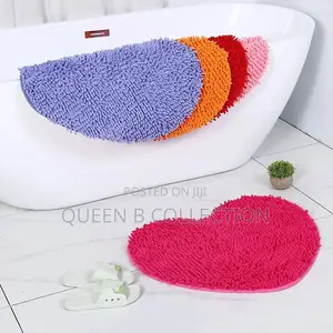 Love Shape Fluffy Mat