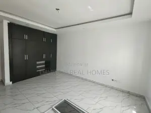 4bdrm Duplex in Ikate, Lekki for rent