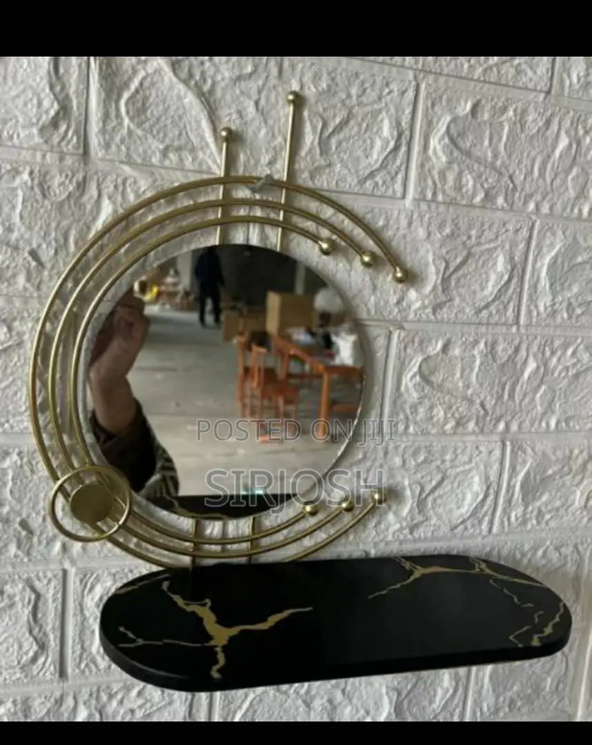 C Faux Marble Mini Console