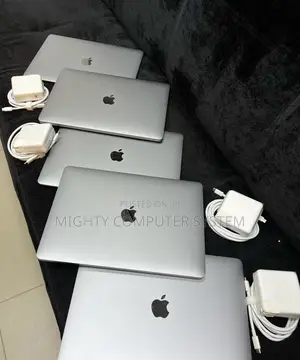 Laptop Apple MacBook Pro 2017 8GB Intel Core i5 SSD 256GB