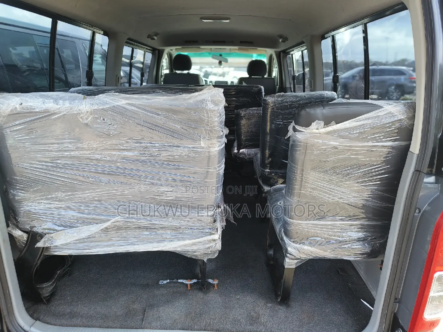 Toyota HiAce 2013 Grey