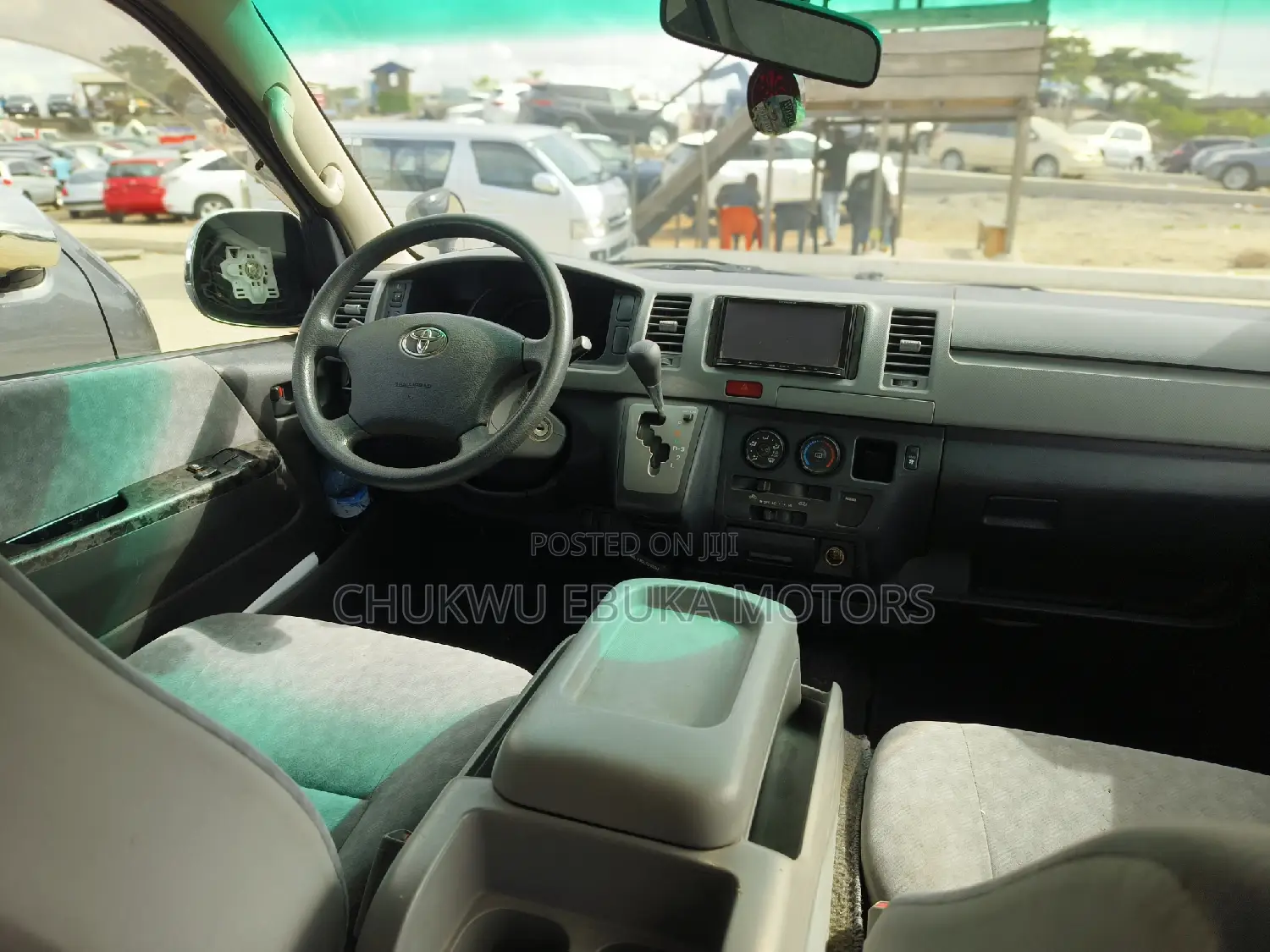 Toyota HiAce 2013 Grey