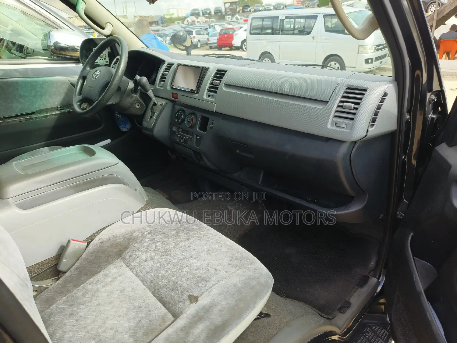 Toyota HiAce 2013 Grey