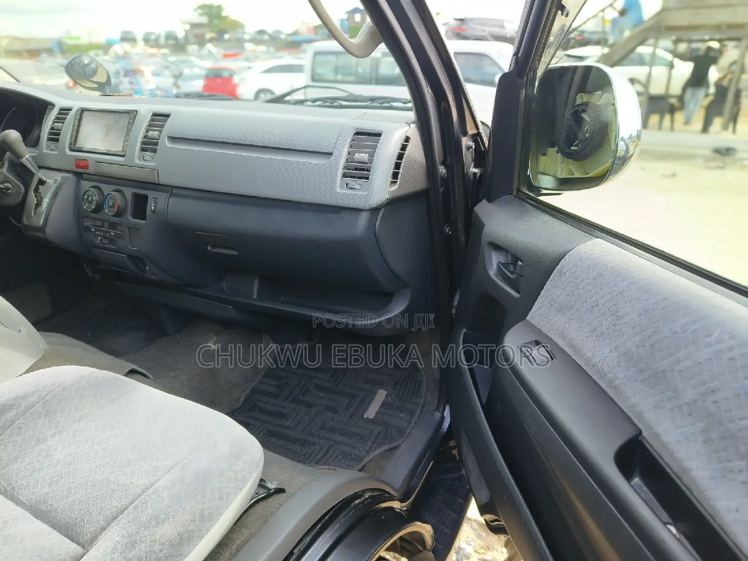 Toyota HiAce 2012 Grey