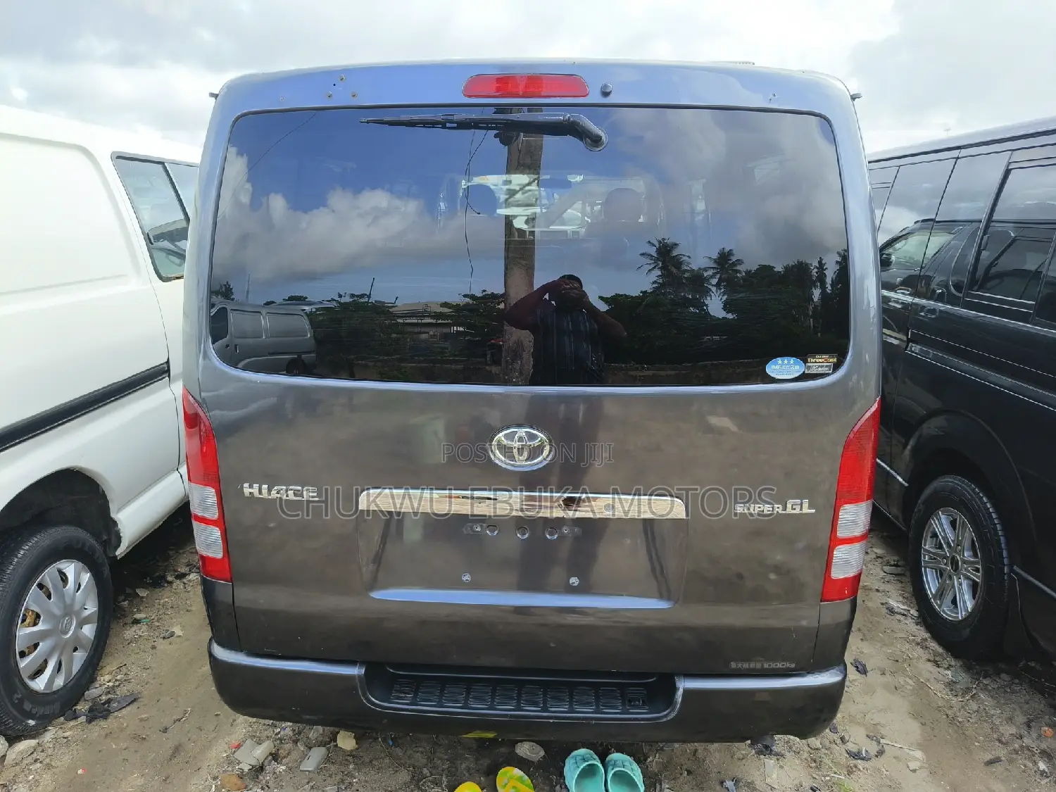 Toyota HiAce 2012 Grey