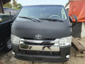 Toyota HiAce 2013 Black