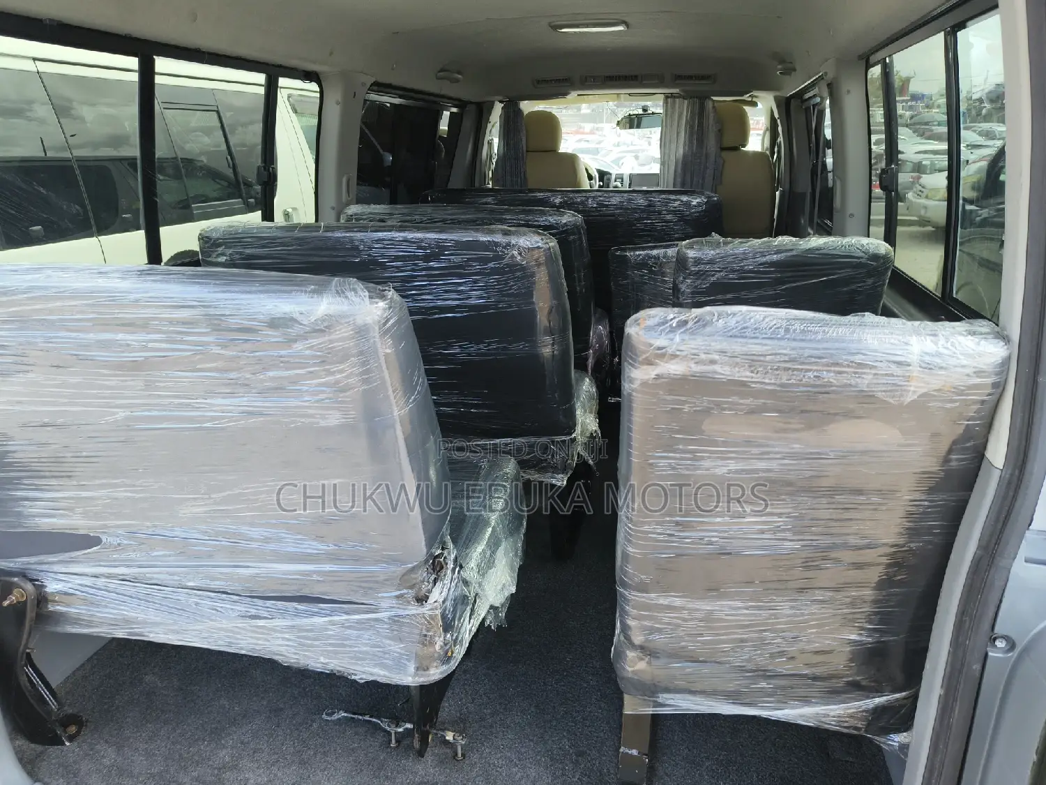 Toyota HiAce 2013 Silver