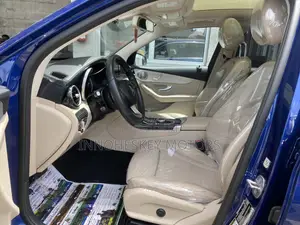 Mercedes-Benz GLC-Class 2017 Blue