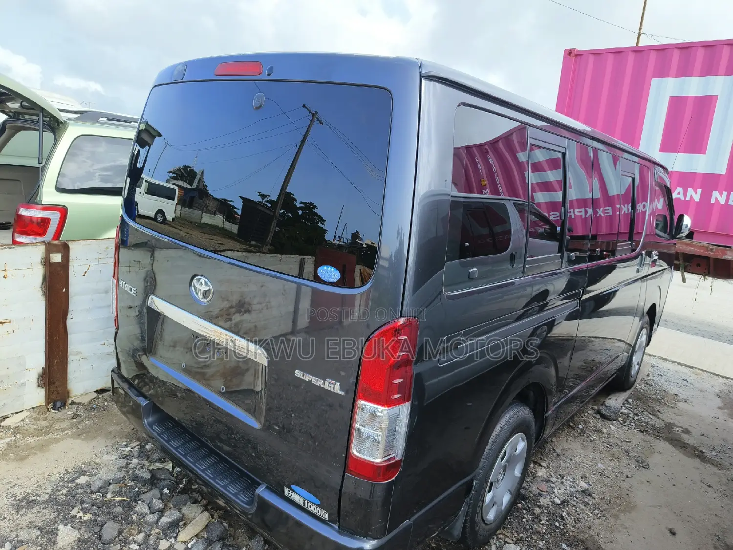 Toyota HiAce 2013 Grey