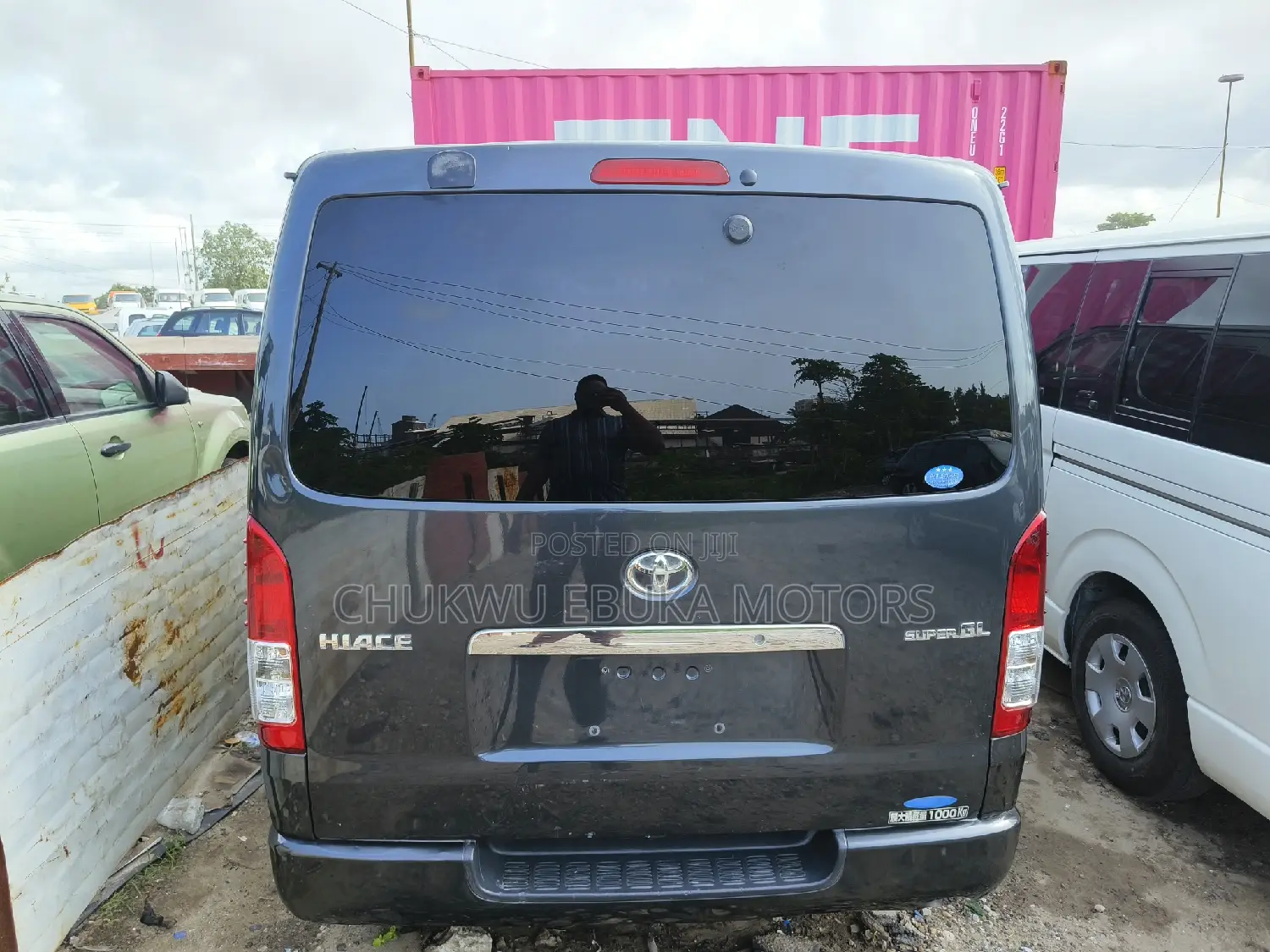 Toyota HiAce 2013 Grey