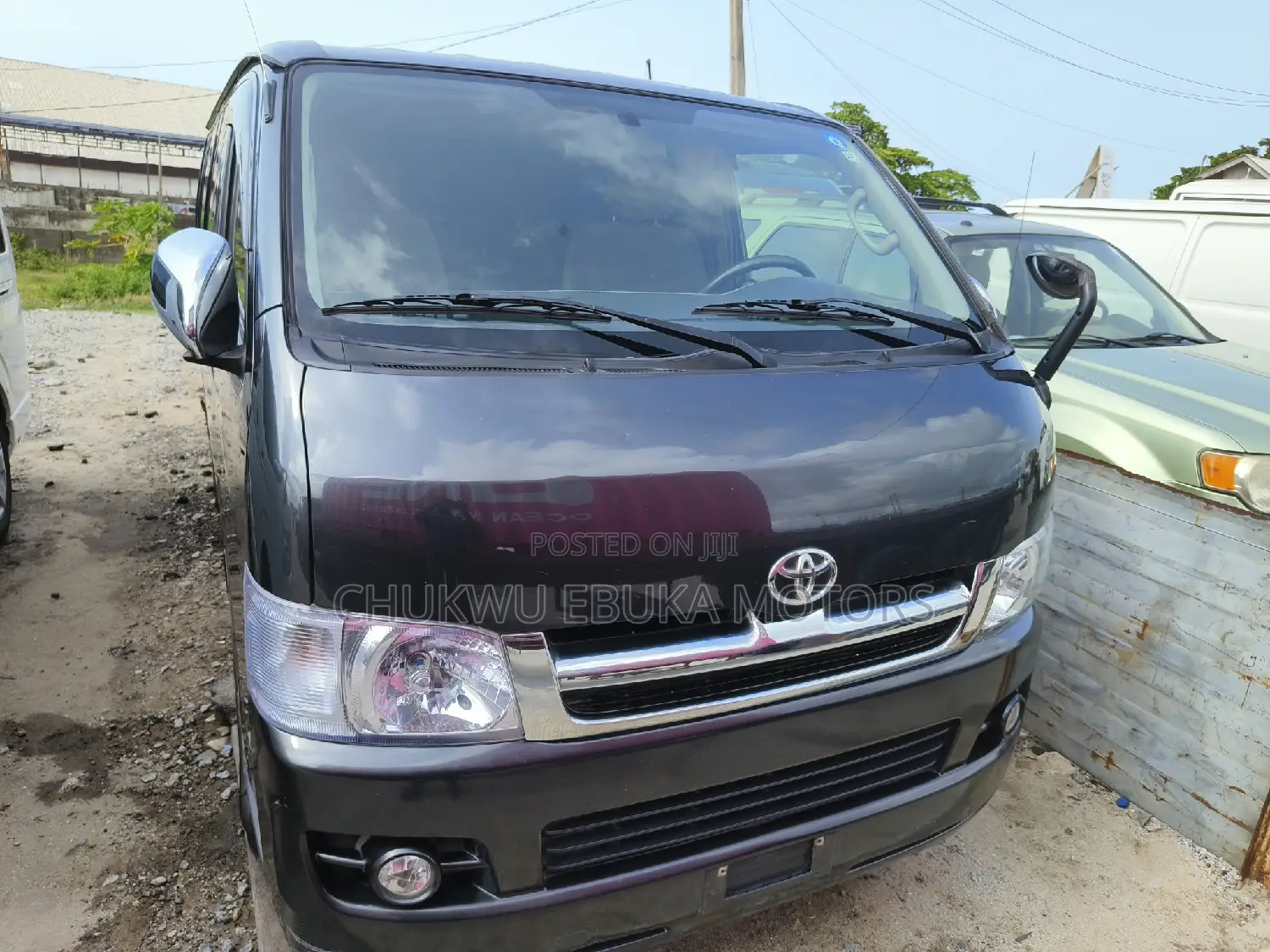 Toyota HiAce 2013 Grey