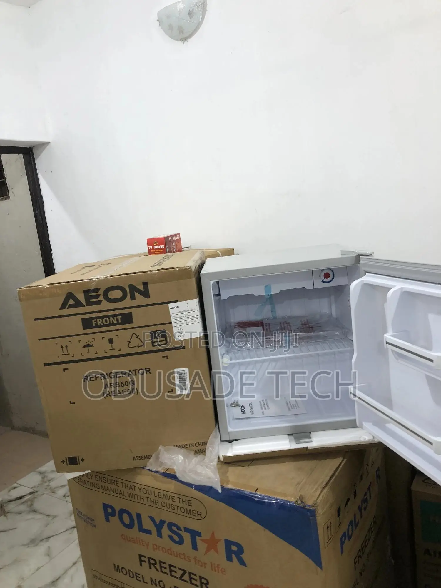 High Efficiency Bedside Aeon Refrigerator