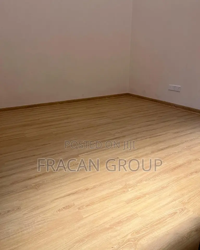 Top Quality Korean Woodlike Floor.