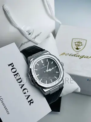 Poedagar Leather Wristwatch