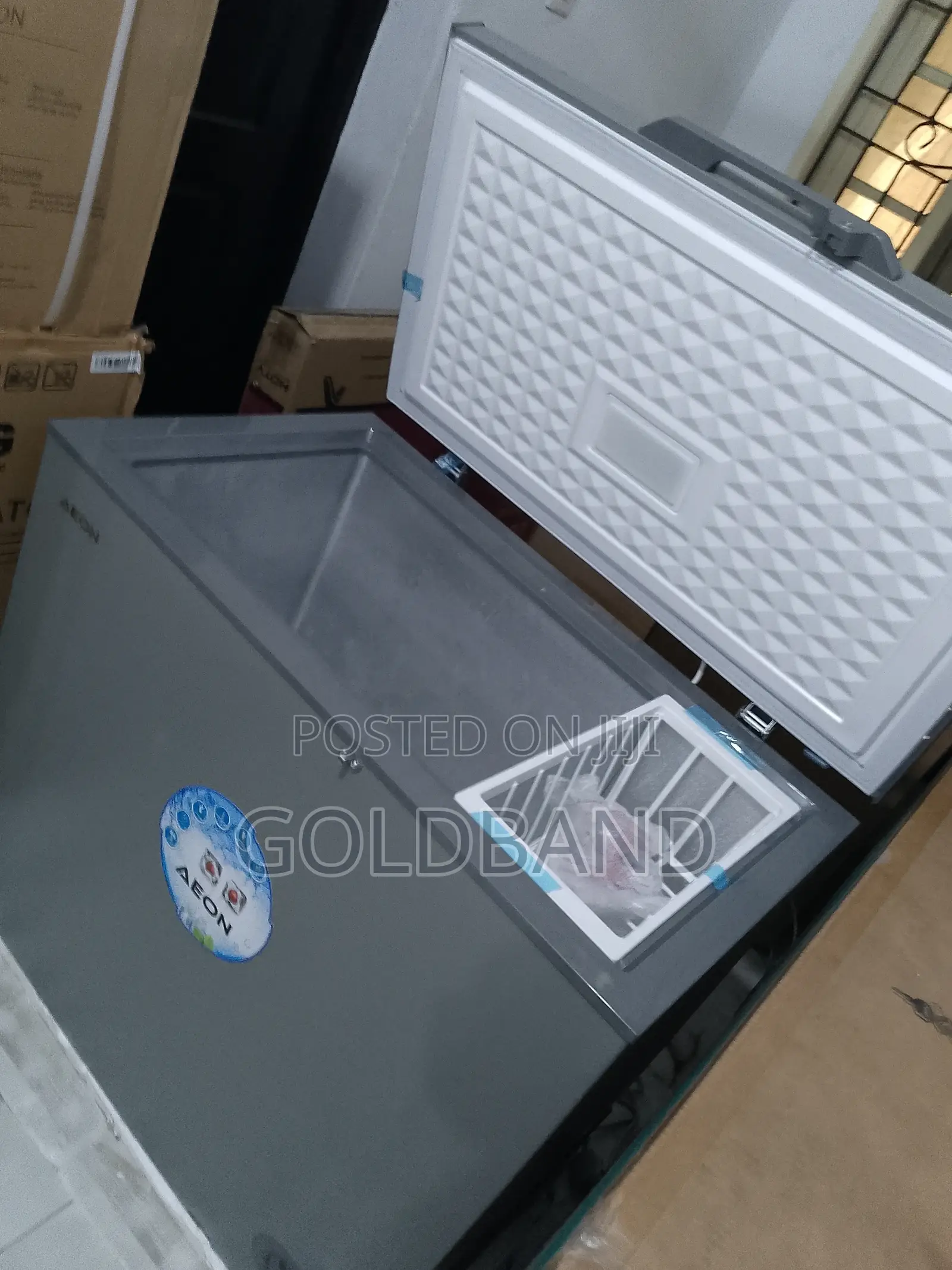 High Quality Aeon 200L Chest Freezer