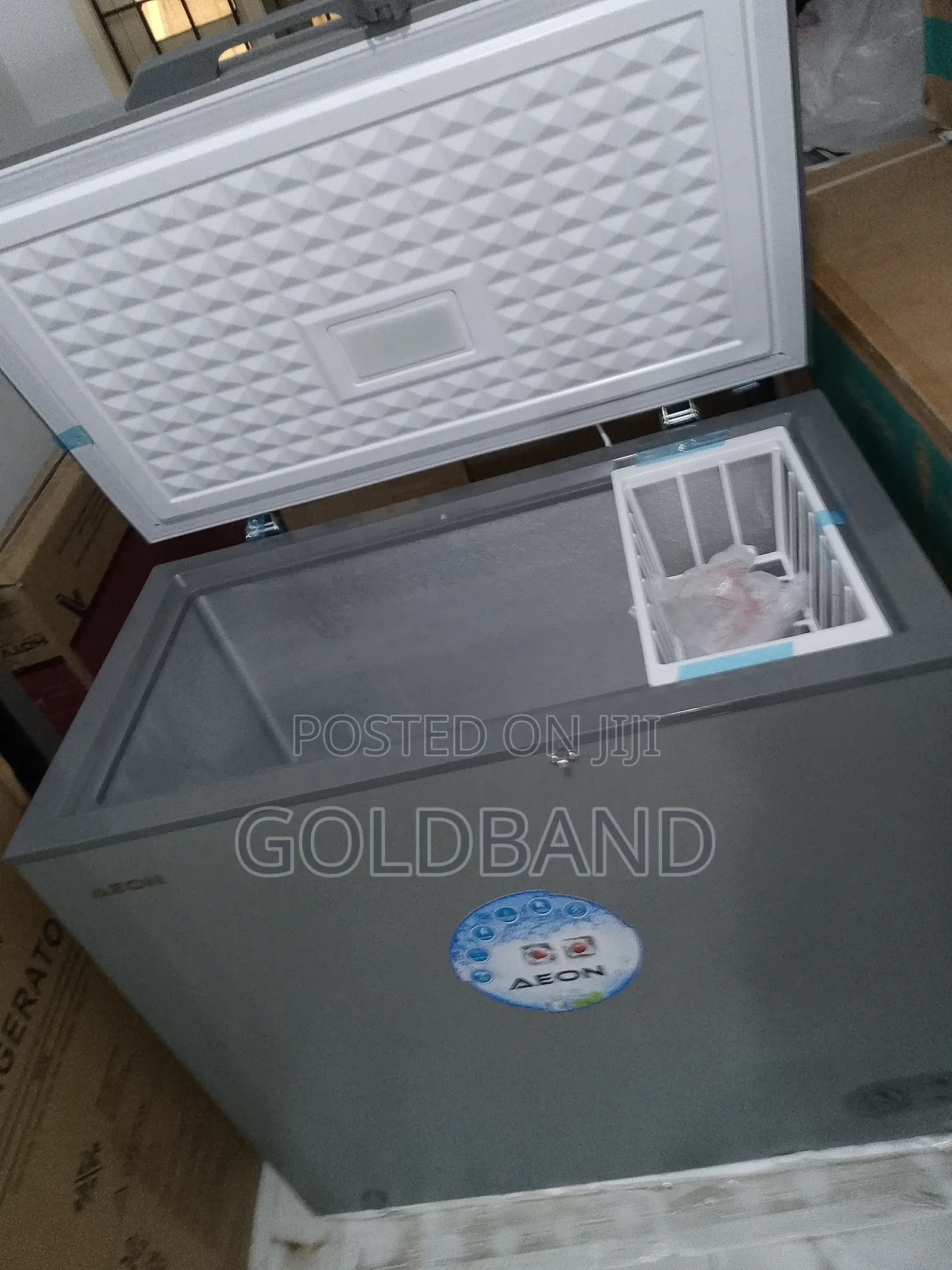 Fast Freezing Aeon 200l Chest Freezer