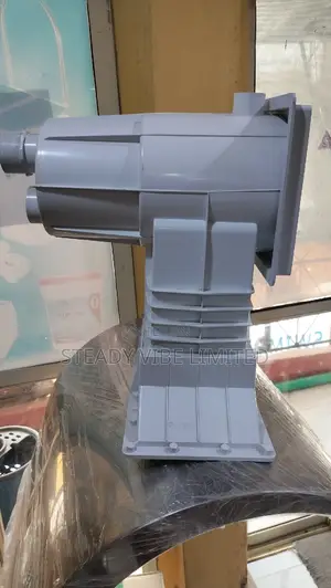 Swimming Pool Skimmer