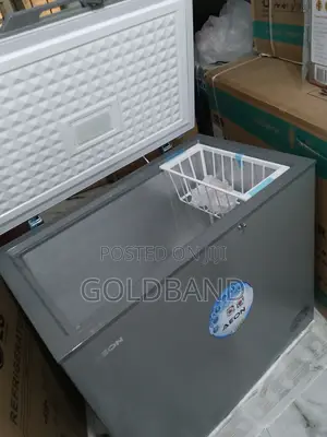 AEON 200 Litres CHEST FREEZER- Lock + Key