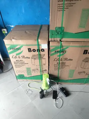 118 Litres Bona Solar Freezer