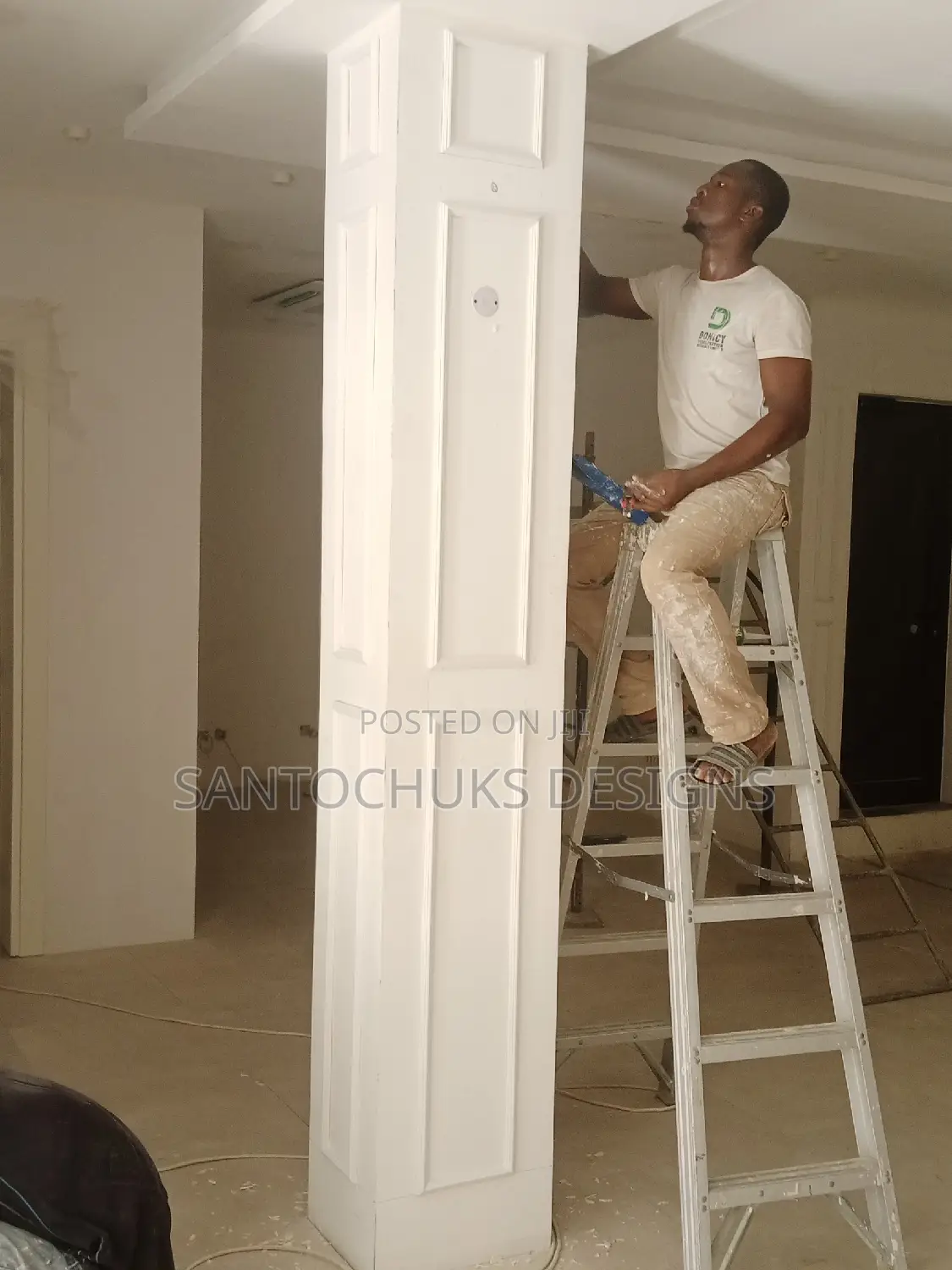 Pop Plastic Cornice,