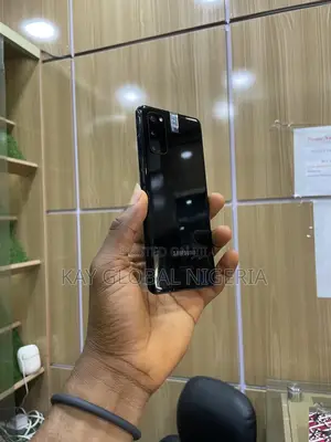 Samsung Galaxy S20 128 GB Black