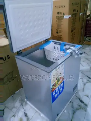 Durable Nexus 150ltr Chest Freezer With Lock+Led Light