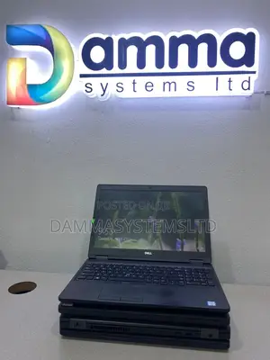Laptop Dell Latitude 5591 12GB Intel Core I5 SSD 256GB