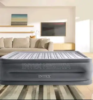 Queen Dura-Beam Comfort-Plush Airbed With Built-in Pump